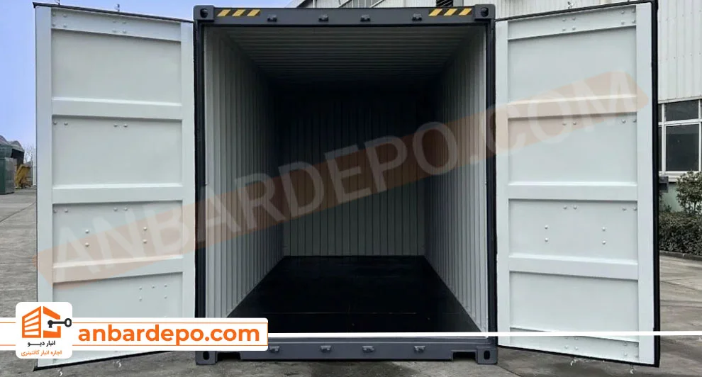 فضا داخلی انبار کانتینری 20 فوتی